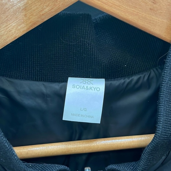 Soia+Kyo puffer, a Canadian a brand. Size L - Picture 2 of 7